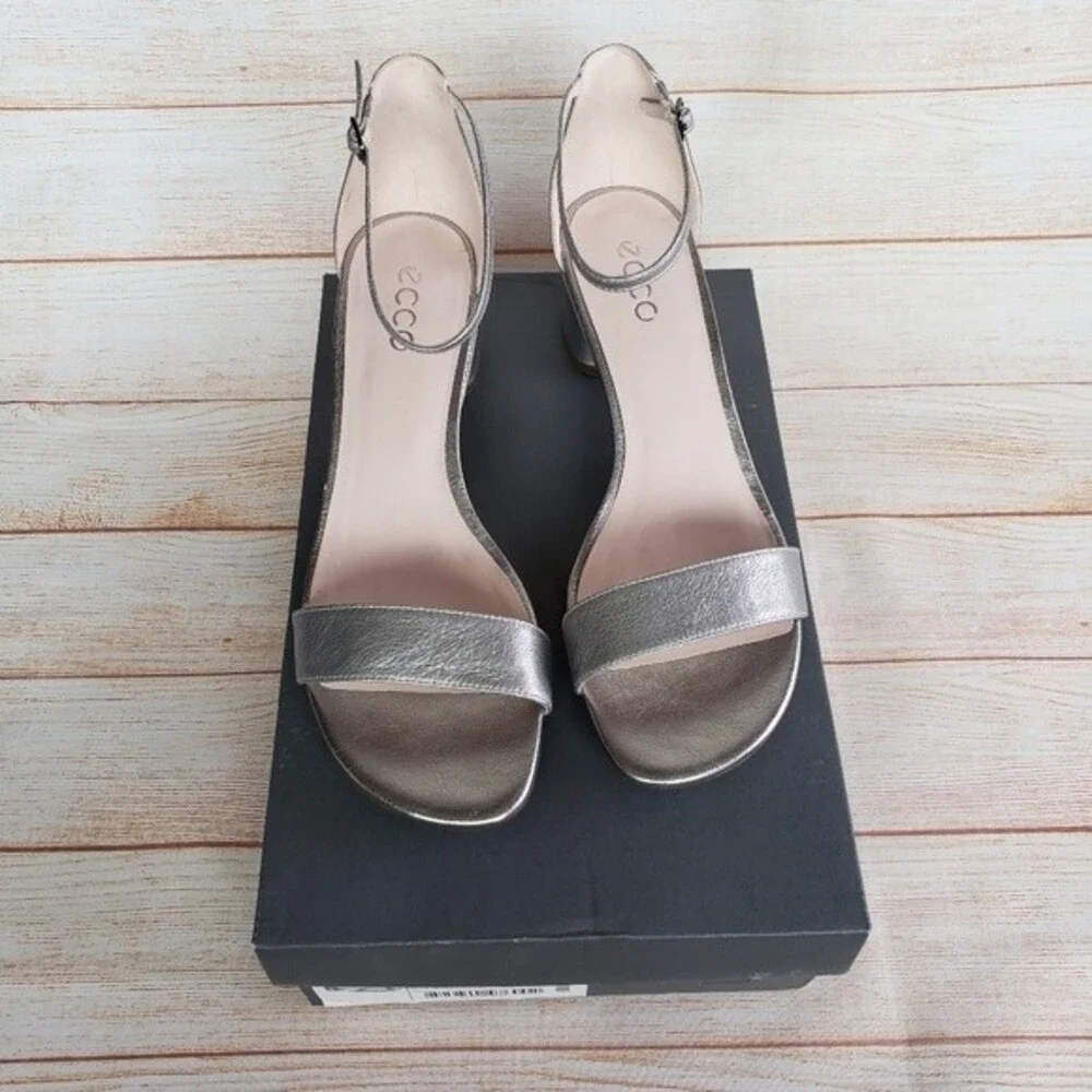 ECCO Elevate 45 Block Ankle Strap Leather Open Toe Sandals in Aluminum Silver